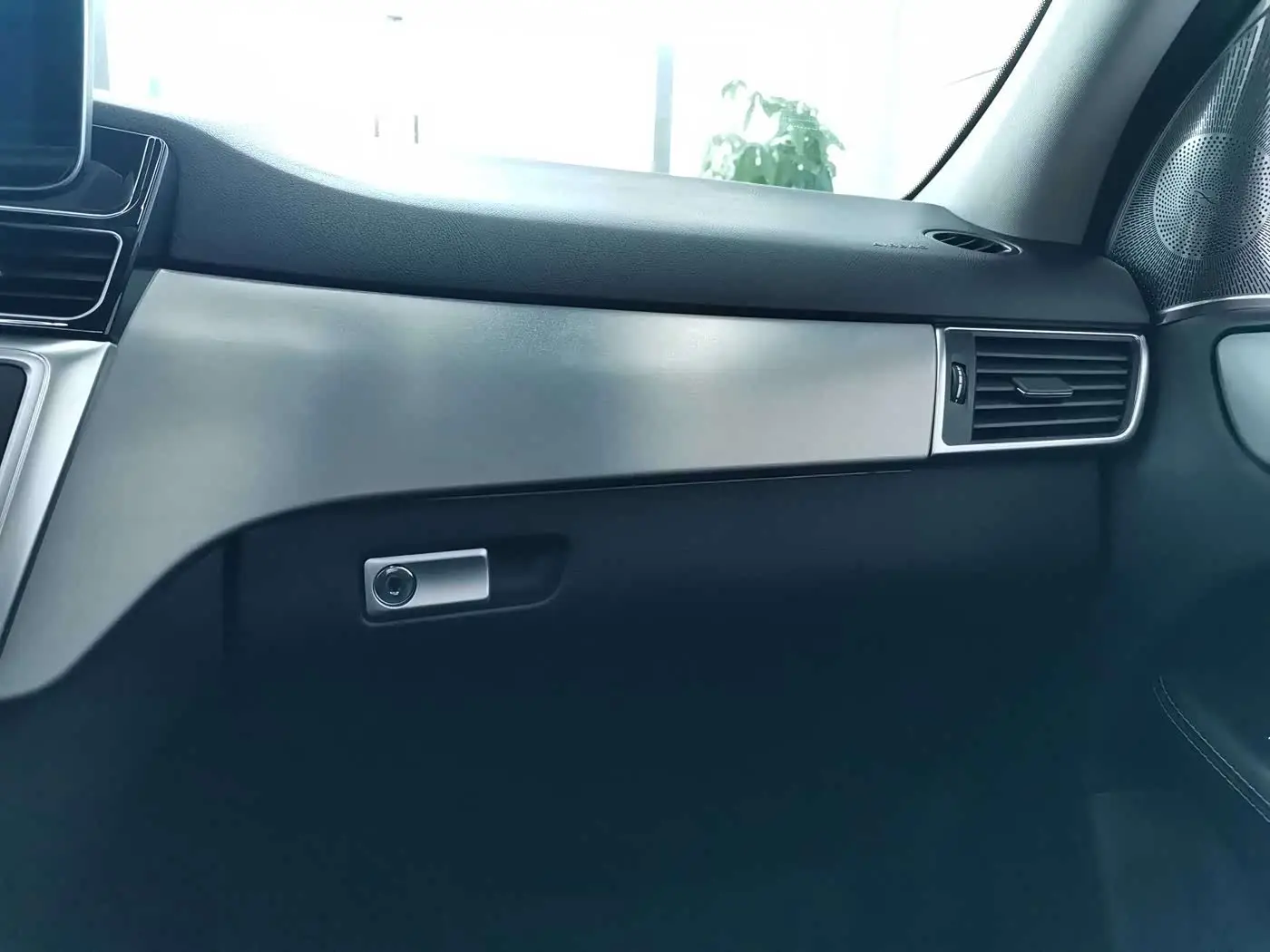 Mercedes-Benz M-Class 2015 — Photo 12/20