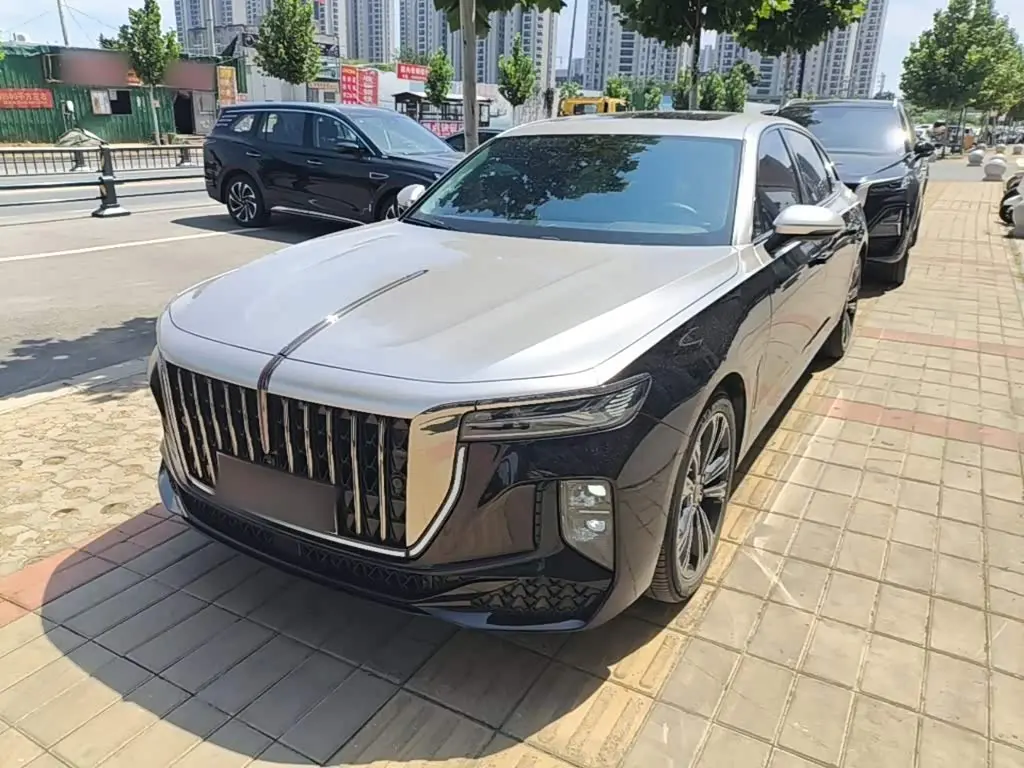 Hongqi H9 2025 — Photo 2/20