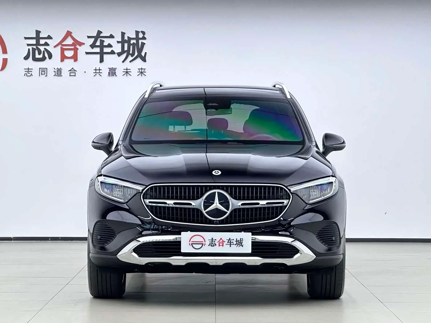 Mercedes-Benz GLC 2023 — Photo 2/16