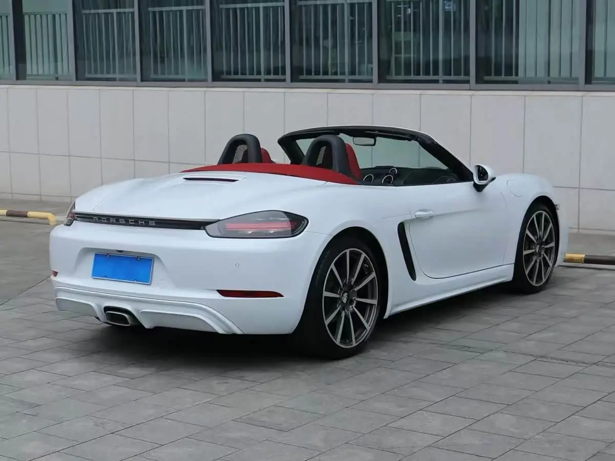 Porsche 718 2022 — Şəkil 15/18