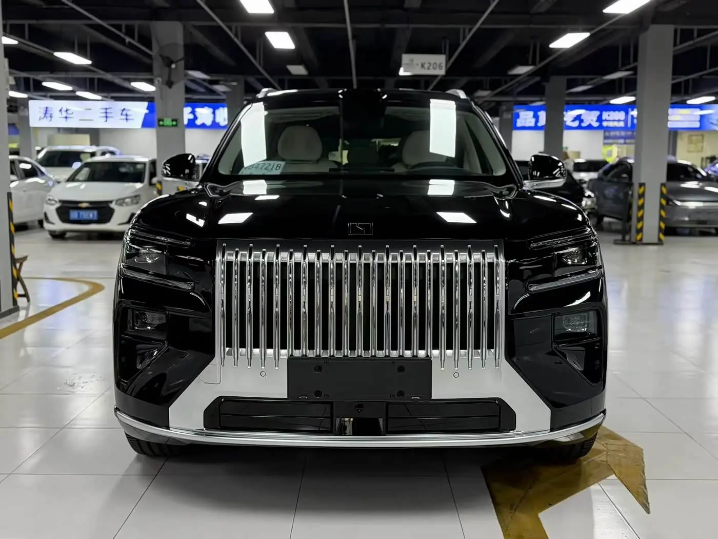 ZEEKR 8X 2026 — Photo 2/9