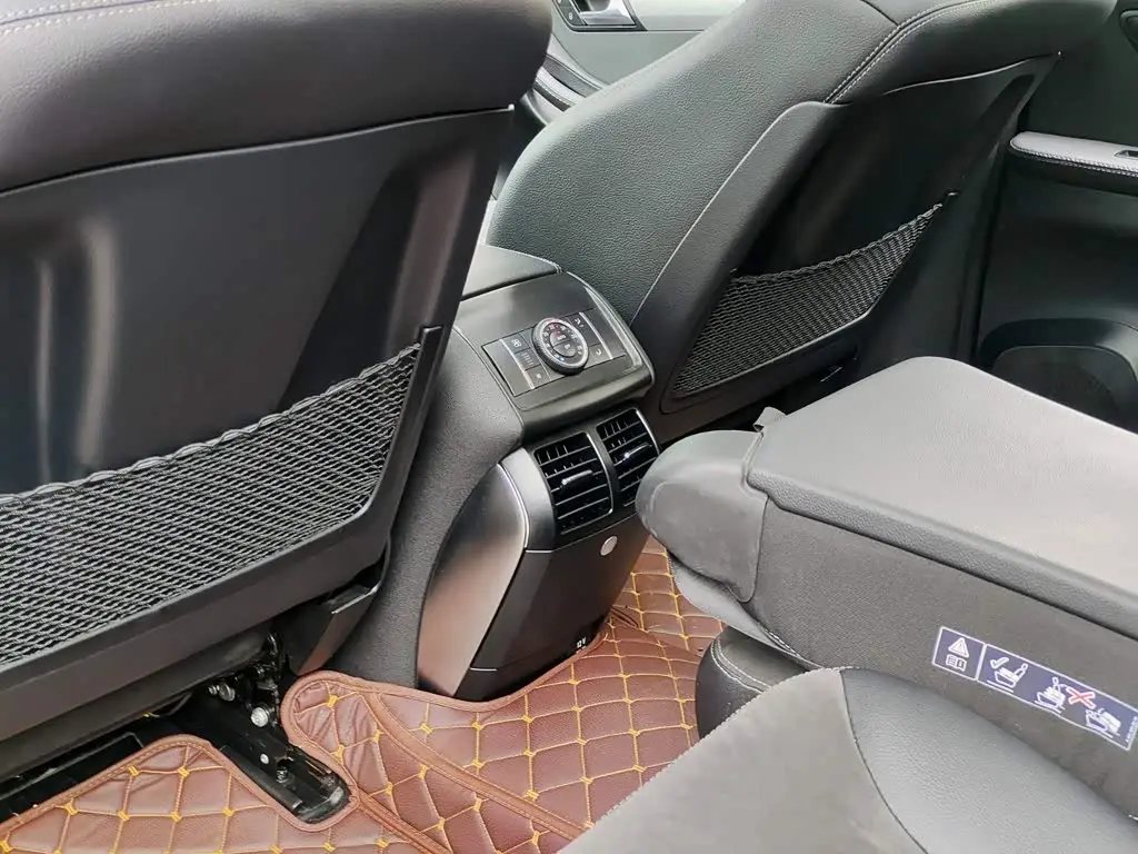 Mercedes-Benz R-Class 2016 — Photo 9/11
