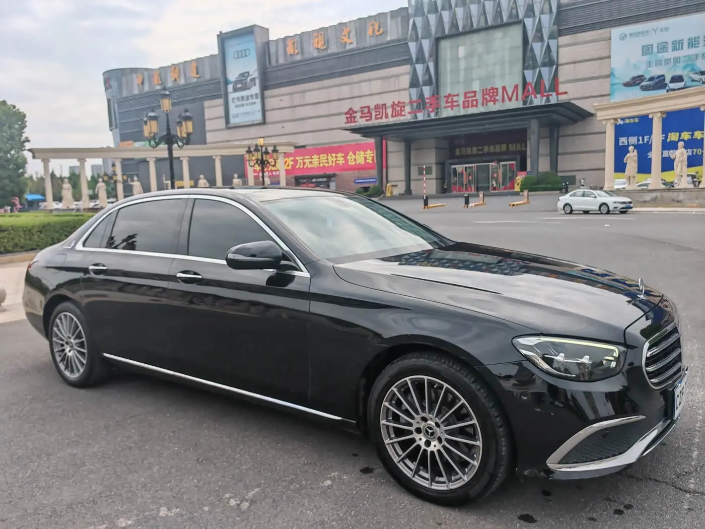 Mercedes-Benz E-Class 2021 — Фото 3/9