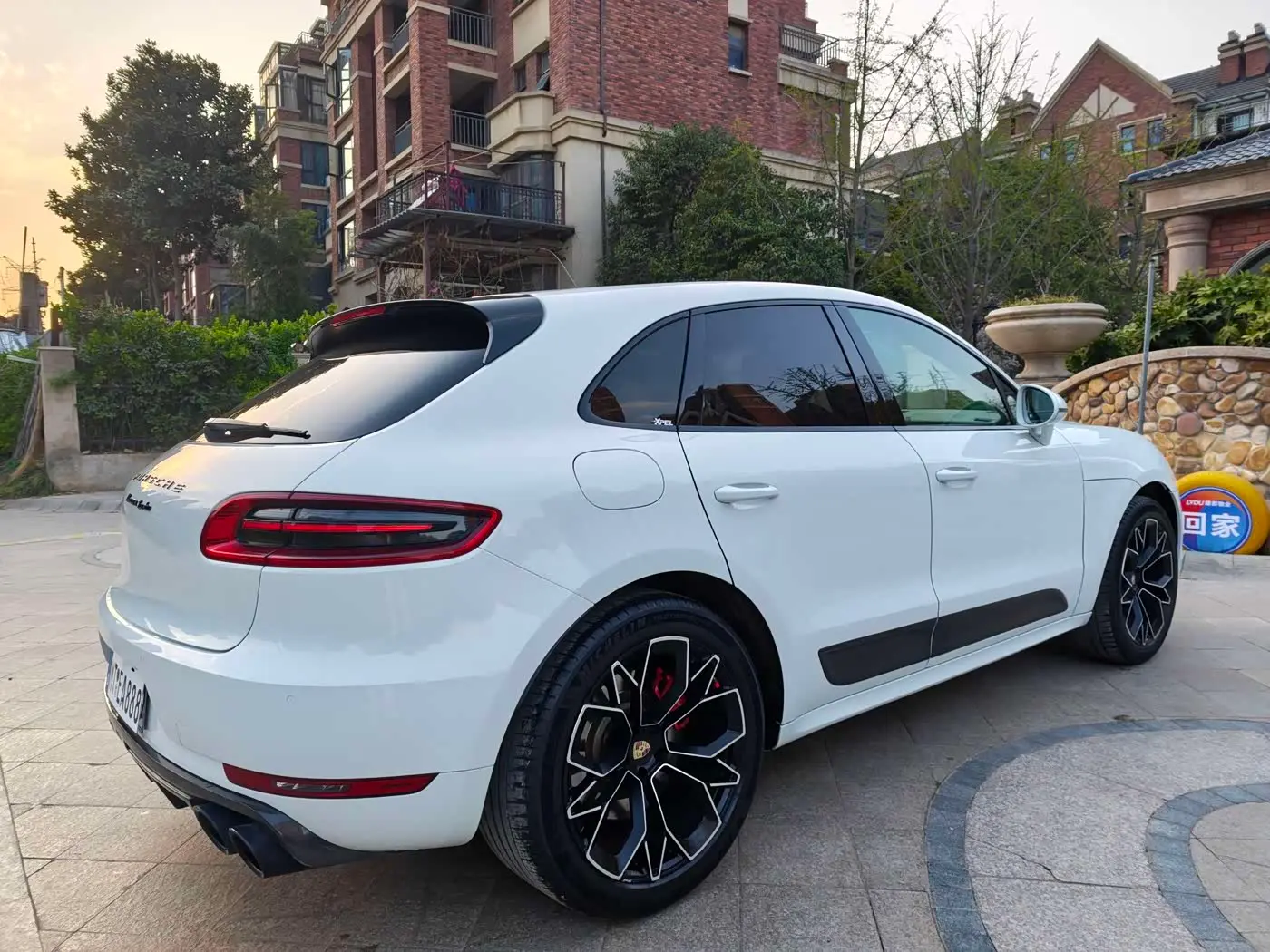 Porsche Macan 2015 — Фото 9/9