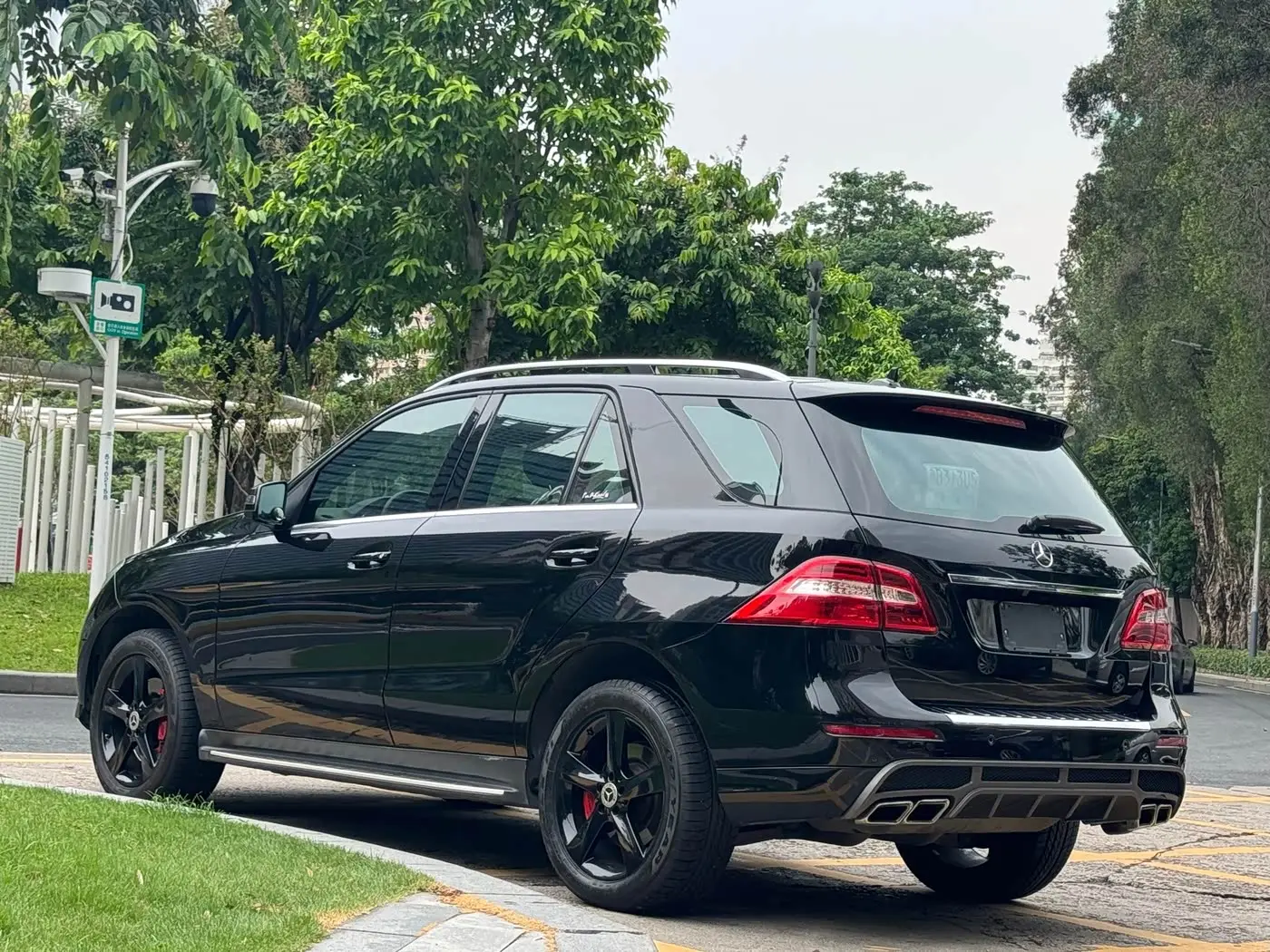 Mercedes-Benz M-Class 2014 — Photo 16/19