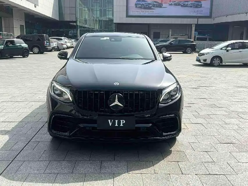 Mercedes-Benz GLC Coupe AMG 2019 — Фото 2/17