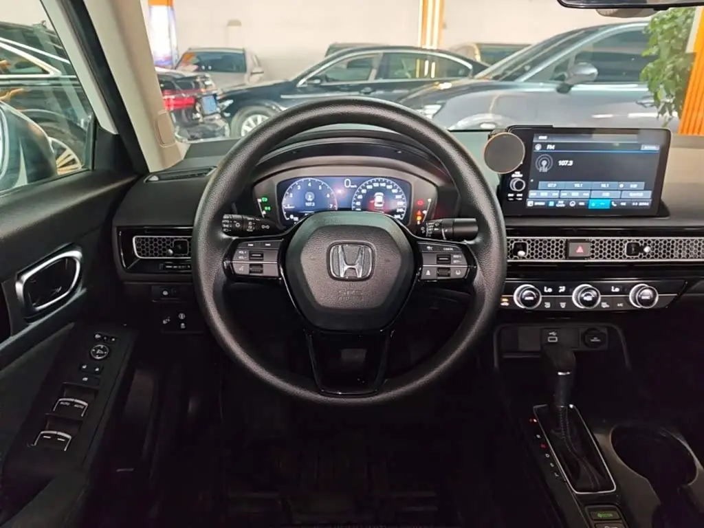 Honda Civic 2025 — Фото 11/20