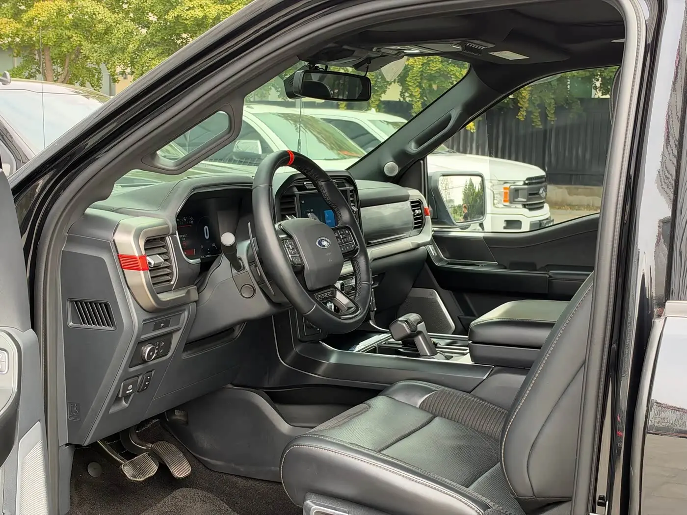 Ford F-150 Raptor 2023 — Photo 4/13