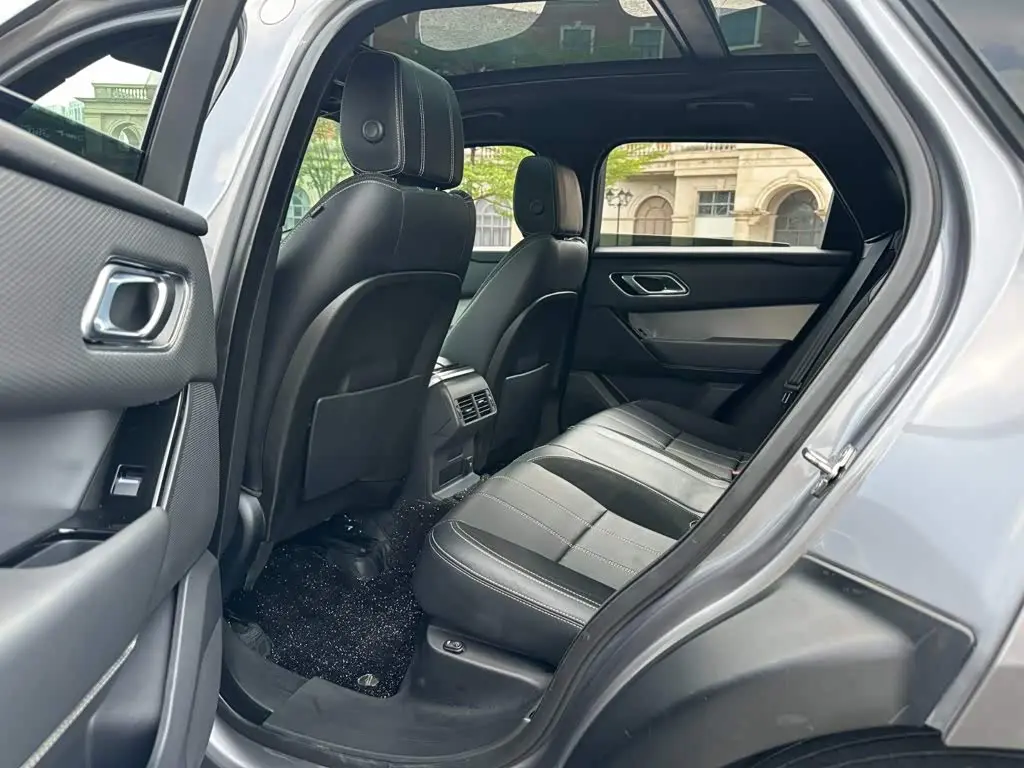 Land Rover Range Rover Velar 2020 — Фото 10/20