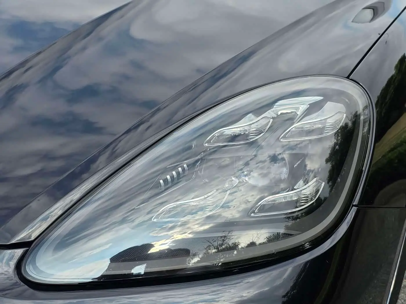 Porsche Cayenne 2022 — Şəkil 19/20