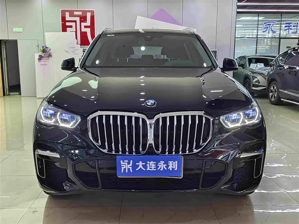 BMW X5 2023 — Photo 2/17