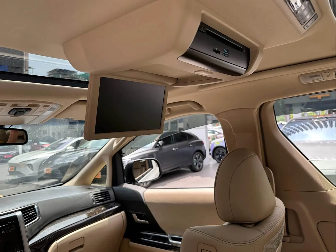 Toyota Alphard 2014 — Фото 19/20
