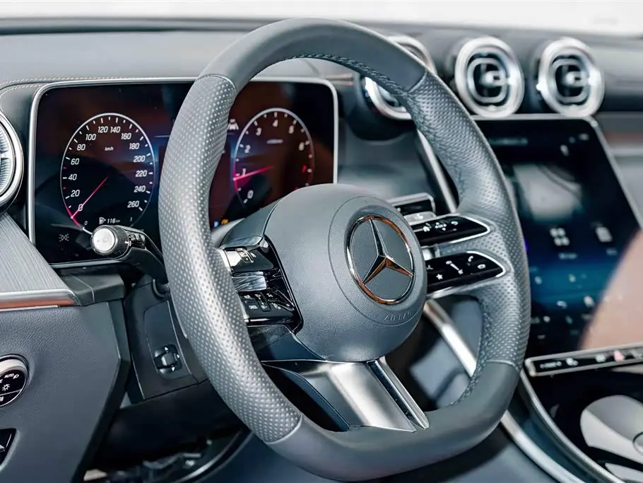 Mercedes-Benz GLC 2025 — ფოტო 9/20