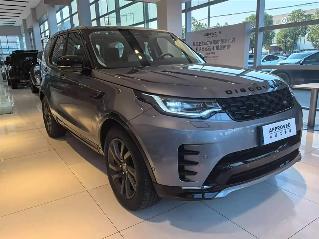 Land Rover Discovery 2021 — Photo 3/16