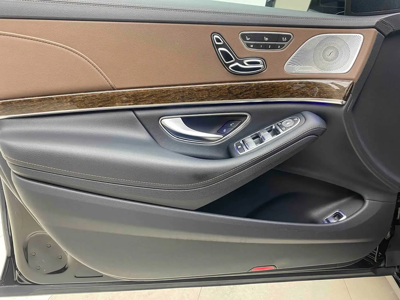 Mercedes-Benz S-Class 2015 — Фото 8/15