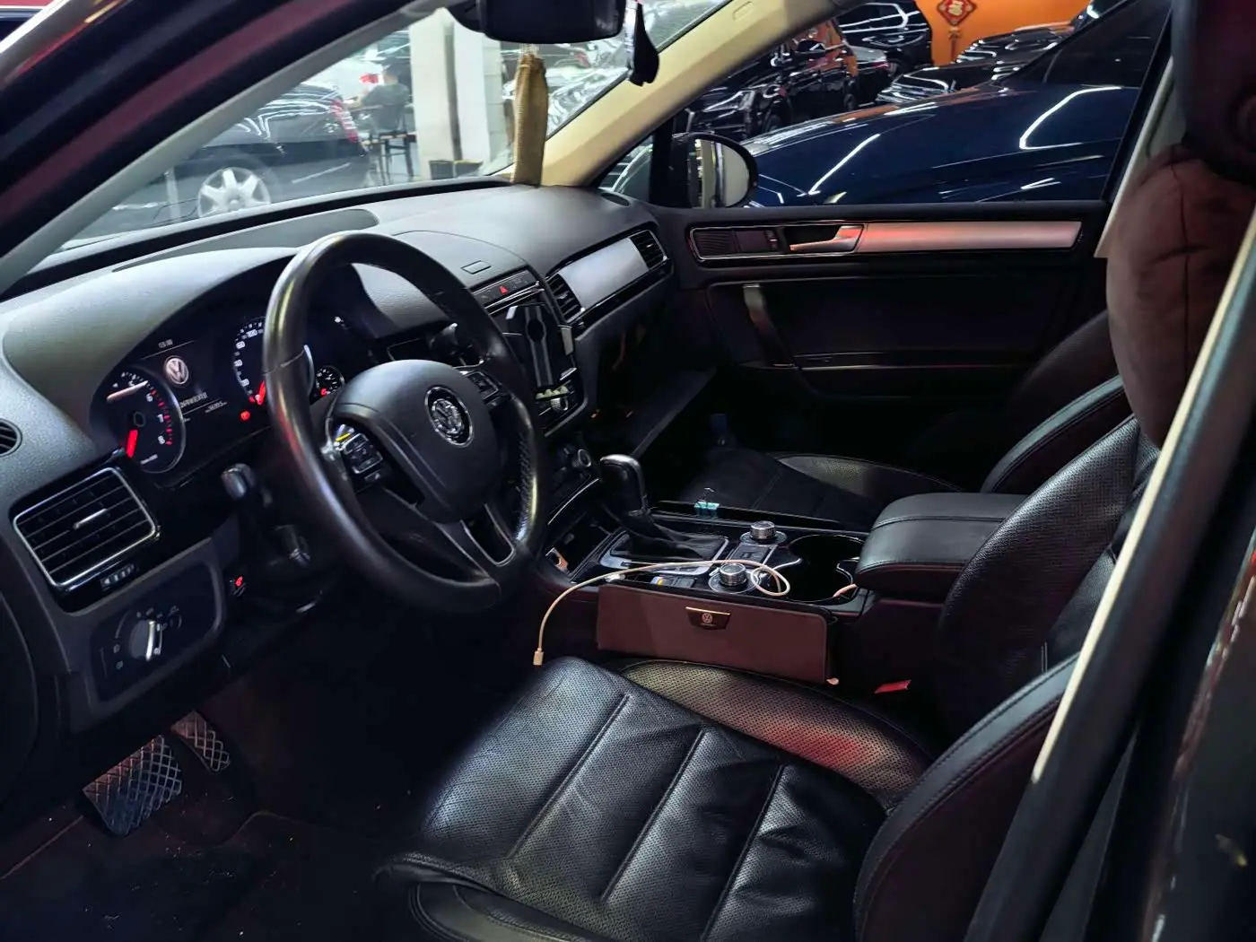 Volkswagen Touareg 2018 — Photo 3/5