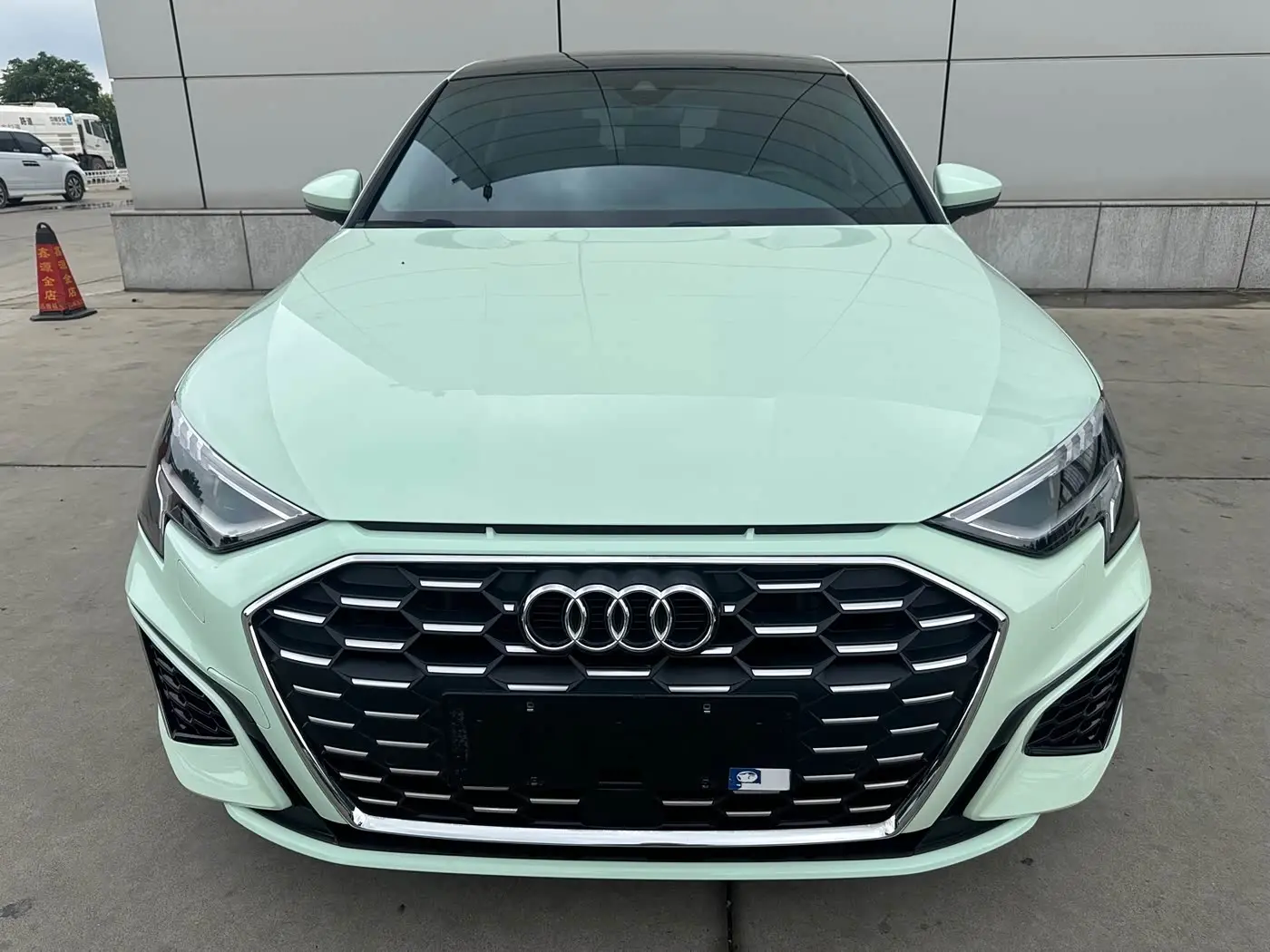 Audi A3 2023 — Photo 2/16