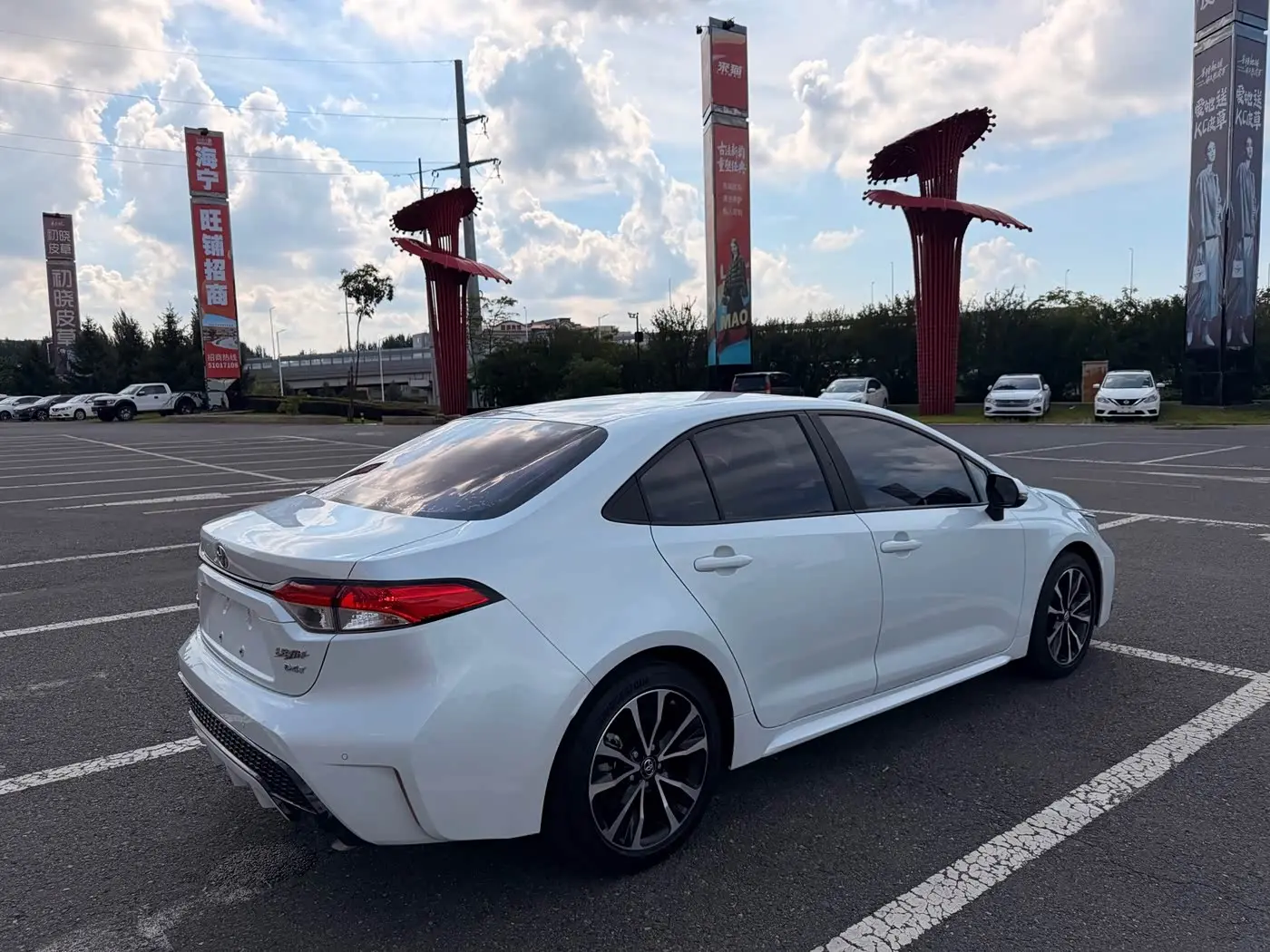 Toyota Levin 2022 — Photo 4/19