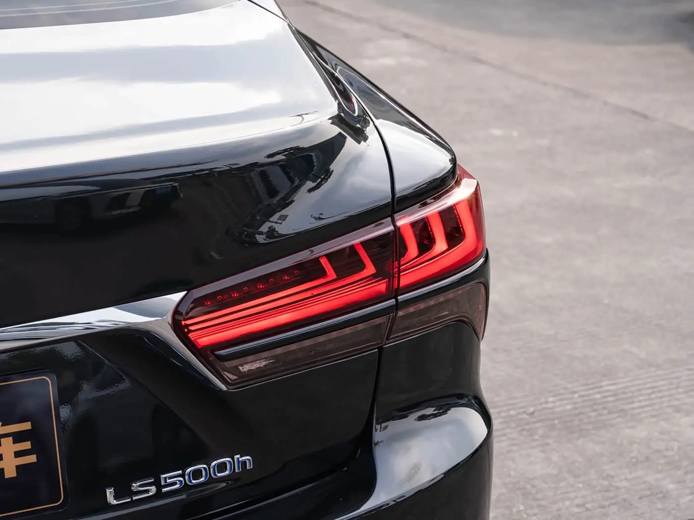 Lexus LS 2021 — Şəkil 7/20