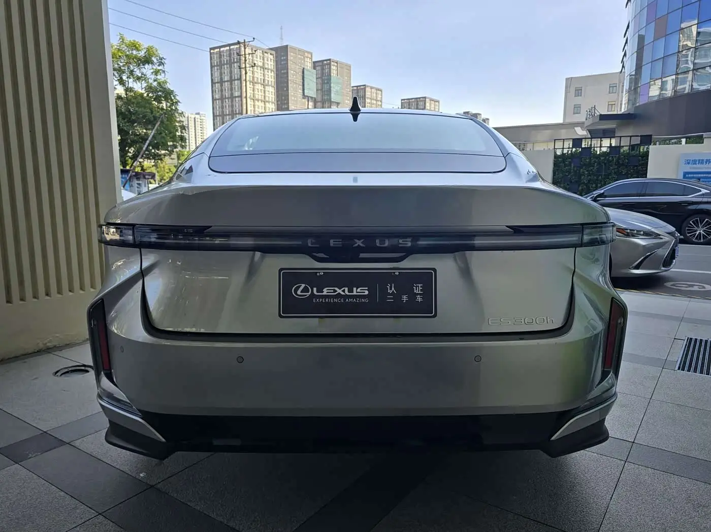 Lexus ES 2026 — Photo 3/9