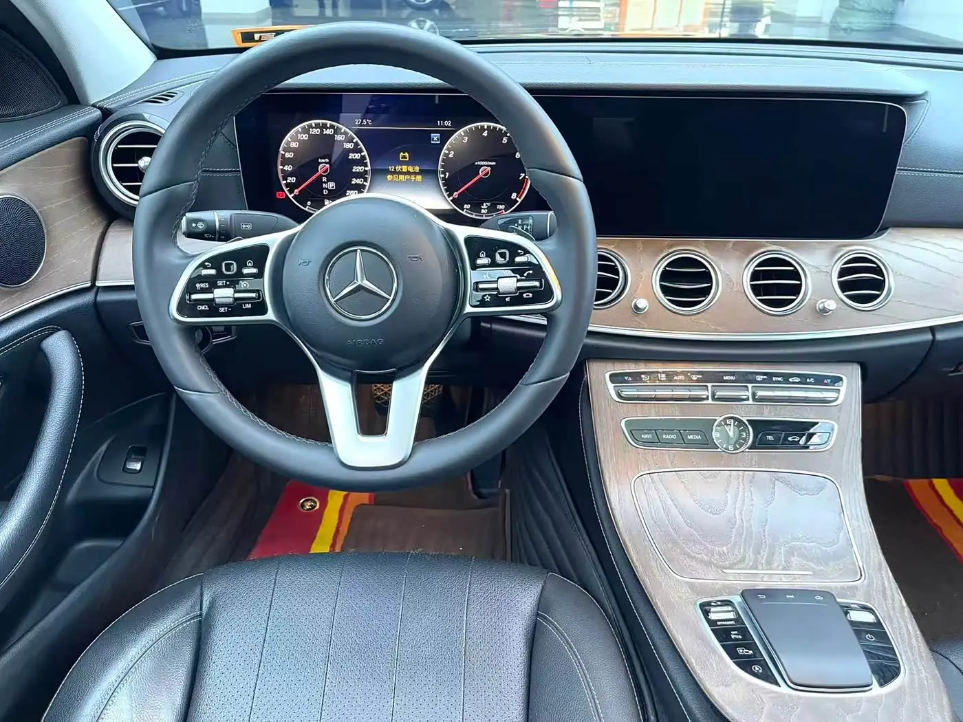 Mercedes-Benz E-Class 2019 — Photo 8/15