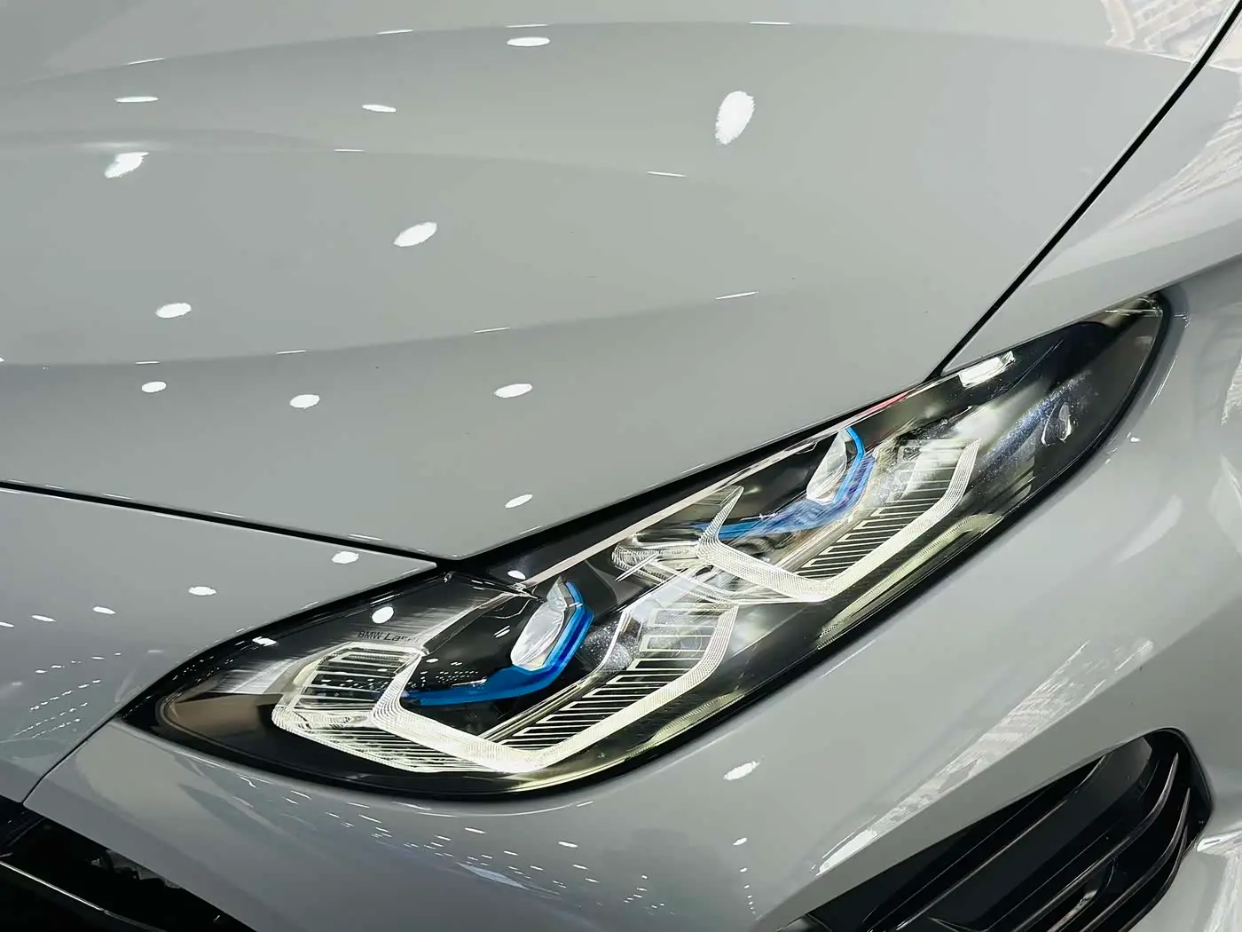 BMW 4 Series 2024 — Photo 11/16
