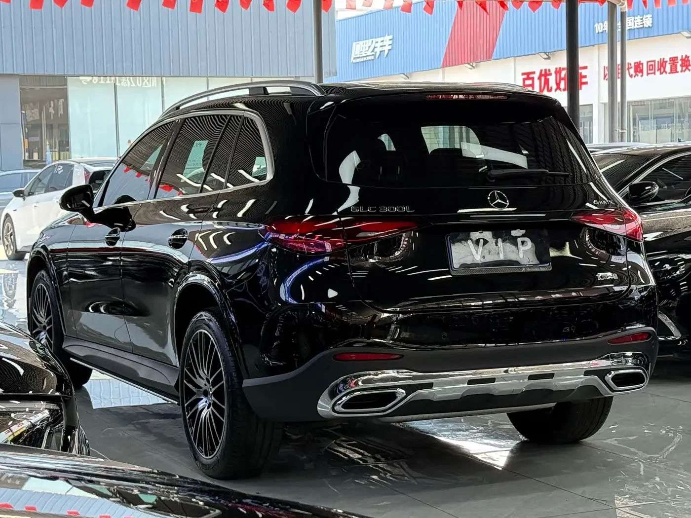Mercedes-Benz GLC 2024 — Photo 13/13