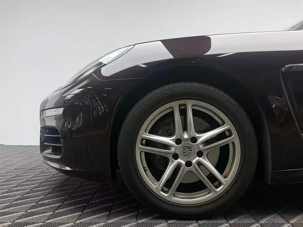 Porsche Panamera 2015 — Фото 7/12