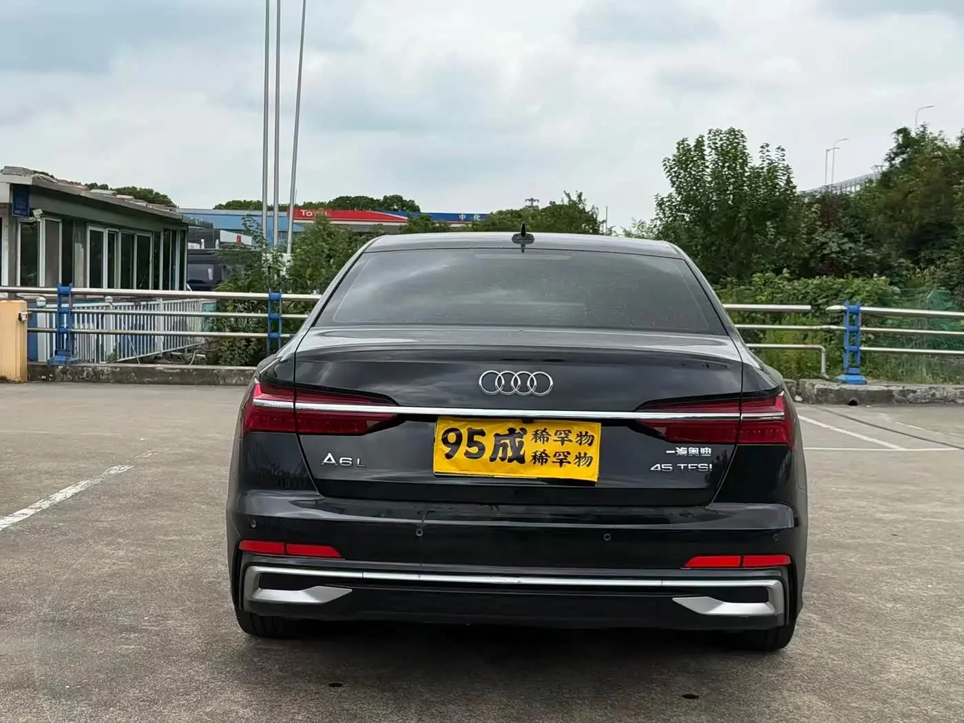 Audi A6L 2023 — ფოტო 14/15