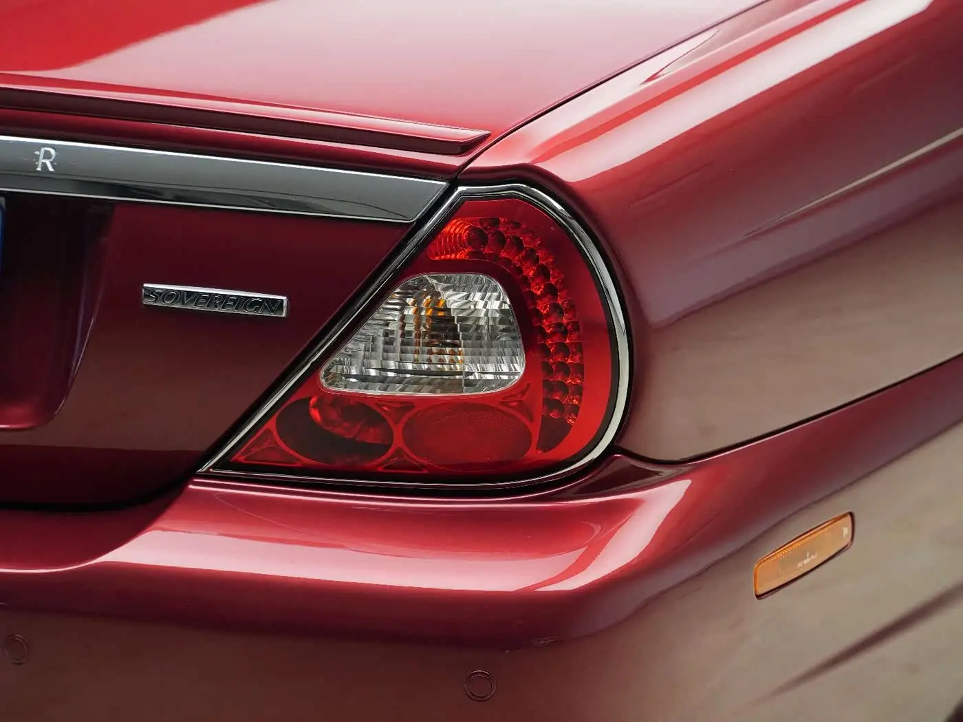 Jaguar XJ 2009 — Photo 8/20