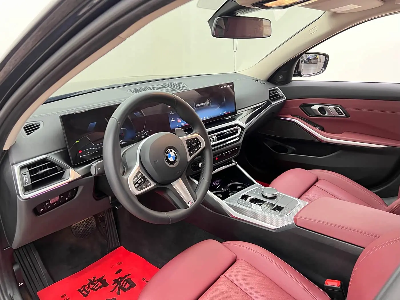 BMW 3 Series 2024 — Photo 11/20