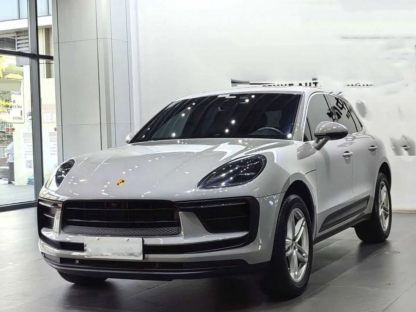 Porsche Macan, 2022