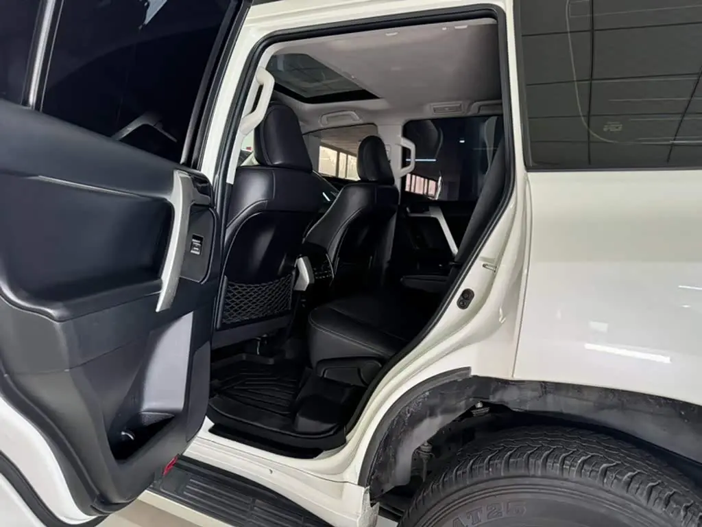 Toyota Prado 2020 — Фото 12/20