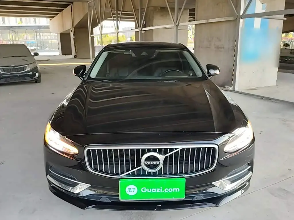 Volvo S90 2020 — Фото 3/20