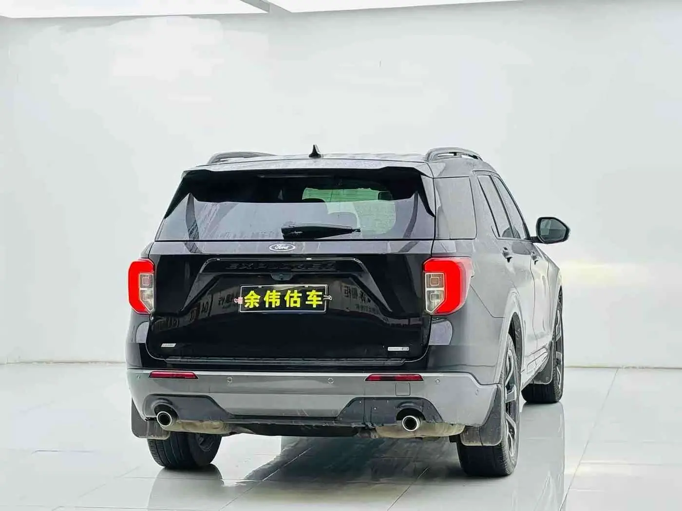 Ford Explorer 2020 — Фото 7/17