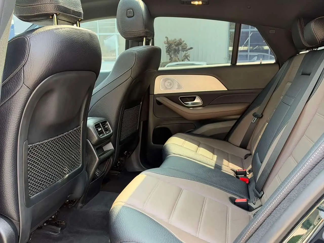 Mercedes-Benz GLE Coupe 2021 — Photo 6/9