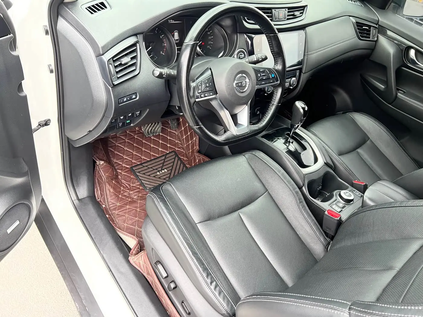 Nissan X-Trail 2020 — Şəkil 4/9