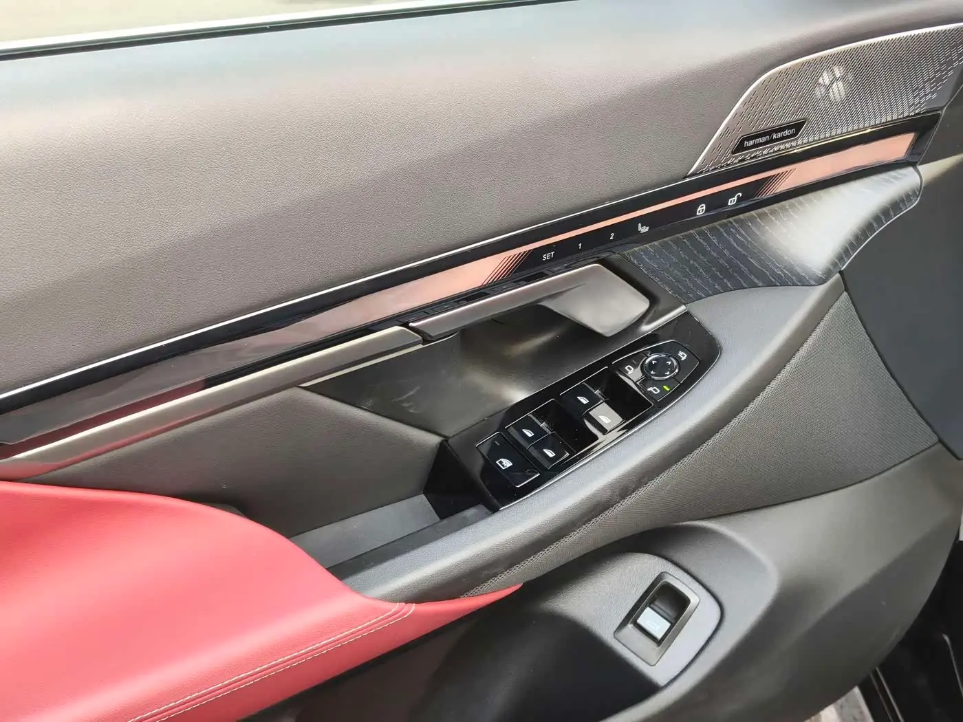 BMW 5 Series 2026 — Photo 13/16