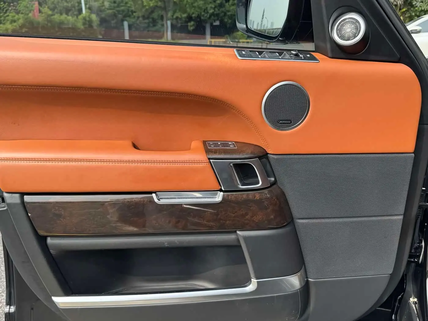Land Rover Range Rover 2016 — Фото 5/20
