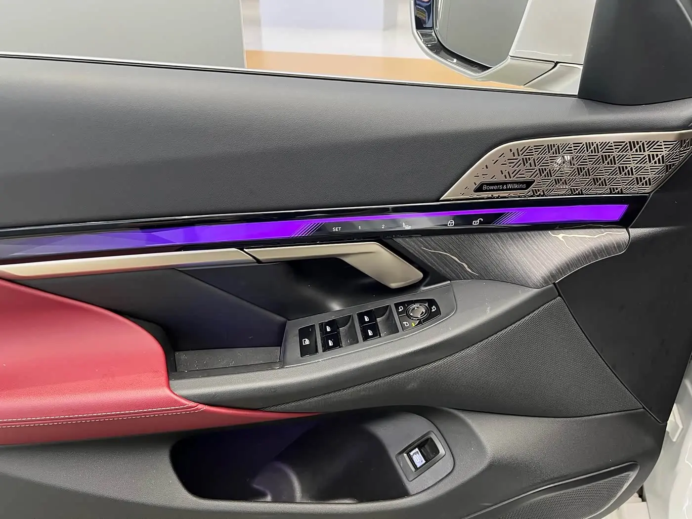 BMW 5 Series 2025 — Photo 10/20