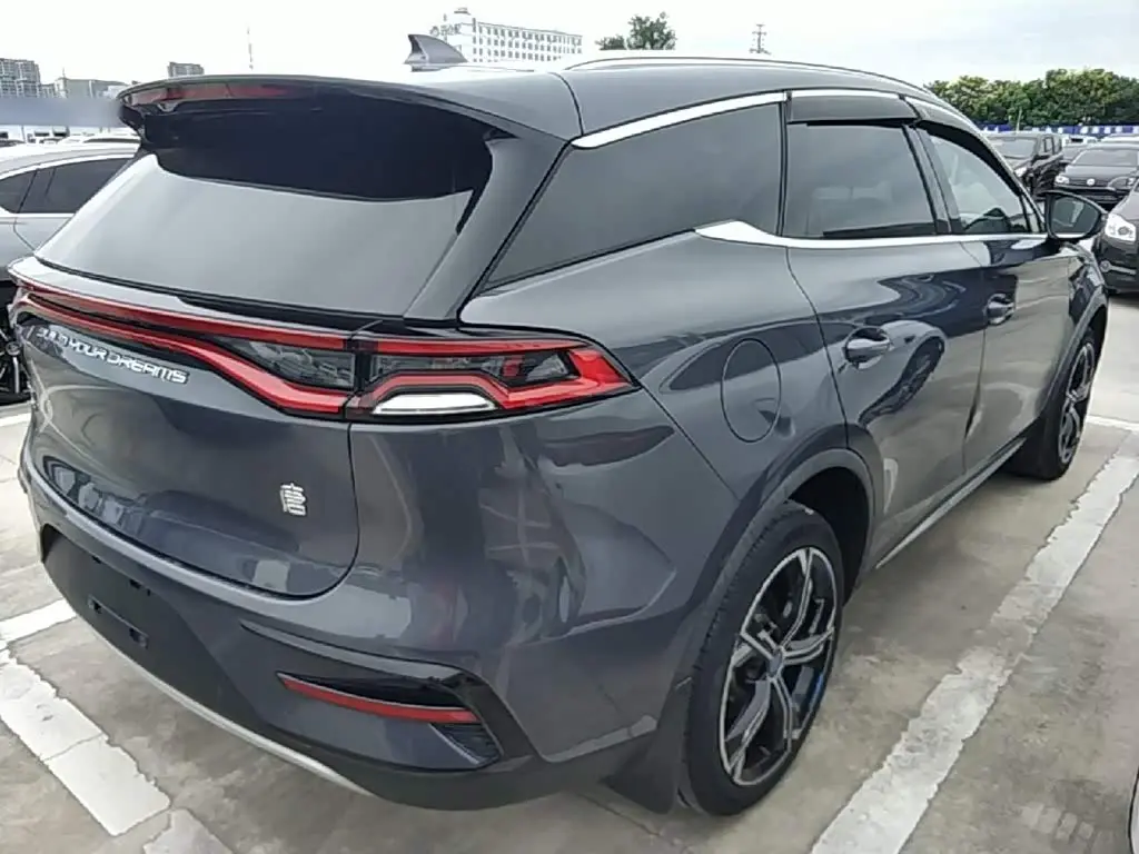 BYD Tang New Energy 2022 — Photo 7/20