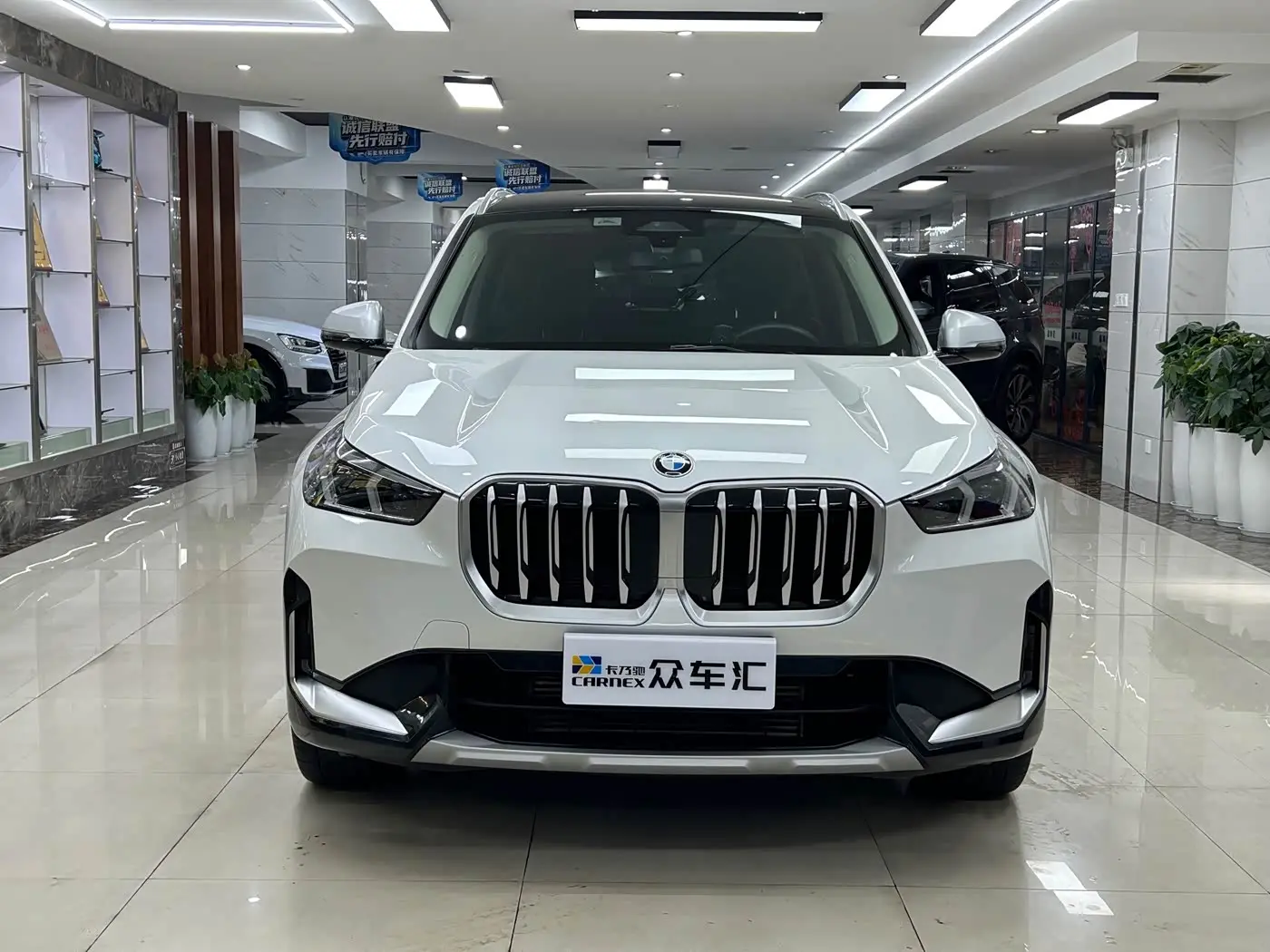BMW X1 2023 — Фото 2/20