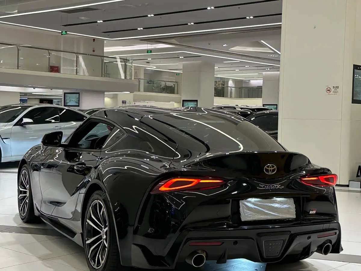 Toyota Supra 2022 — Photo 3/12