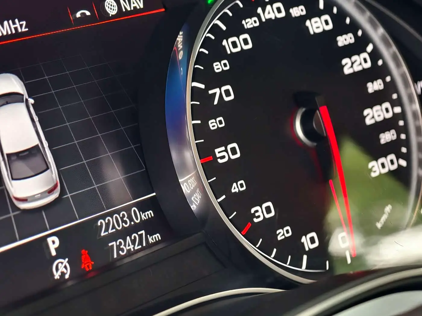 Audi A6L 2016 — Photo 10/13