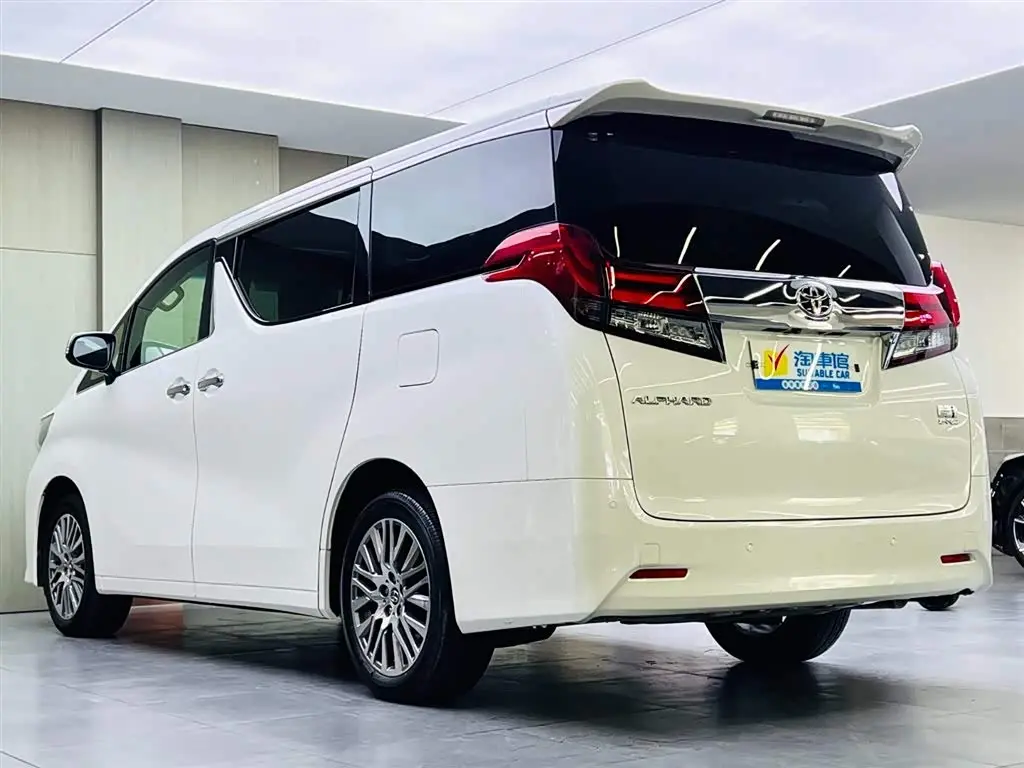 Toyota Alphard 2017 — Şəkil 6/17
