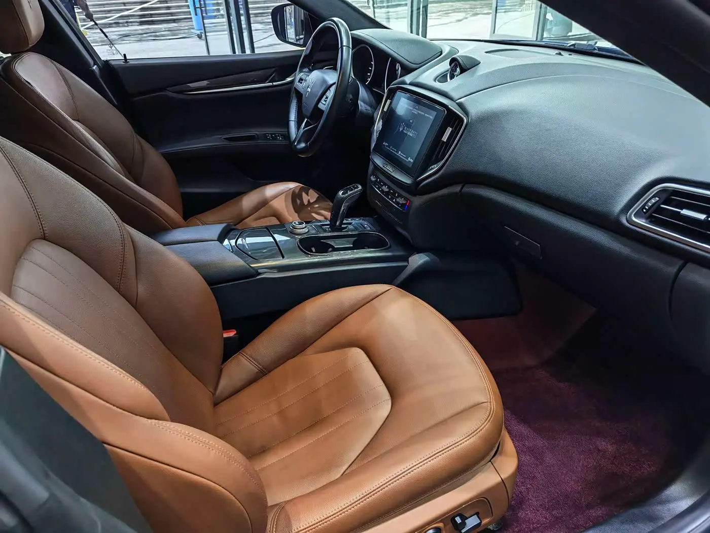 Maserati Ghibli 2019 — Photo 6/20