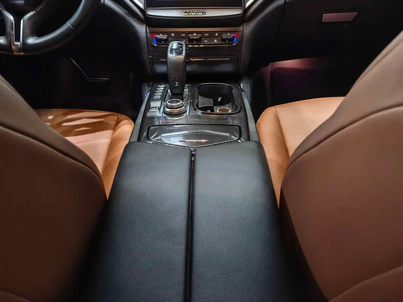 Maserati Ghibli 2019 — Photo 11/20