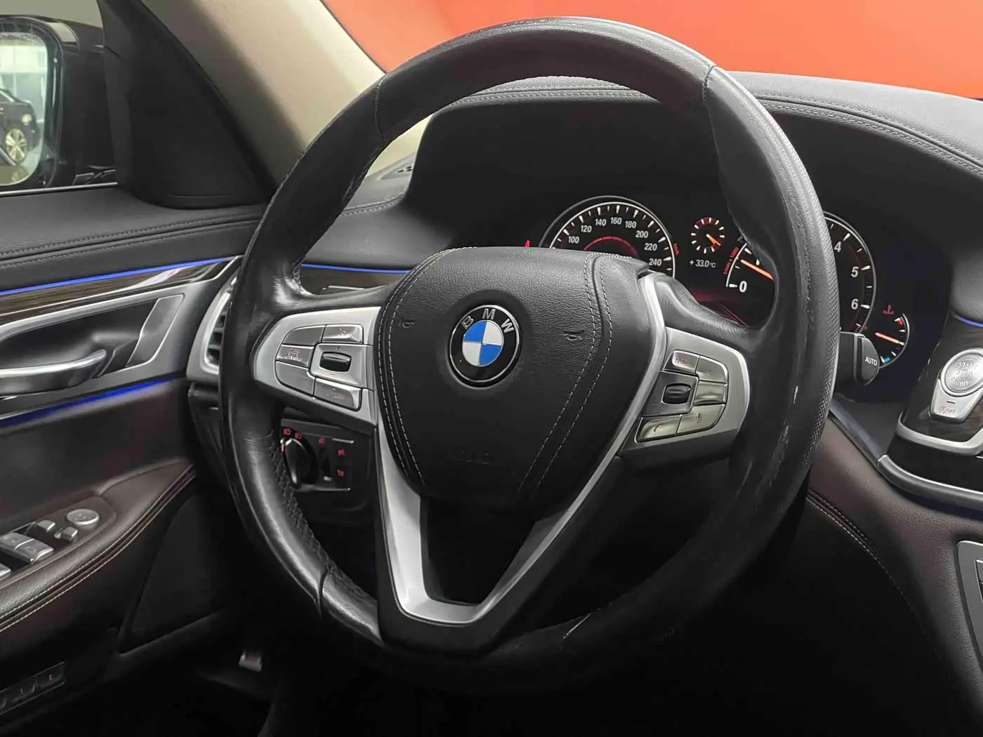 BMW 7 Series 2017 — Photo 13/20