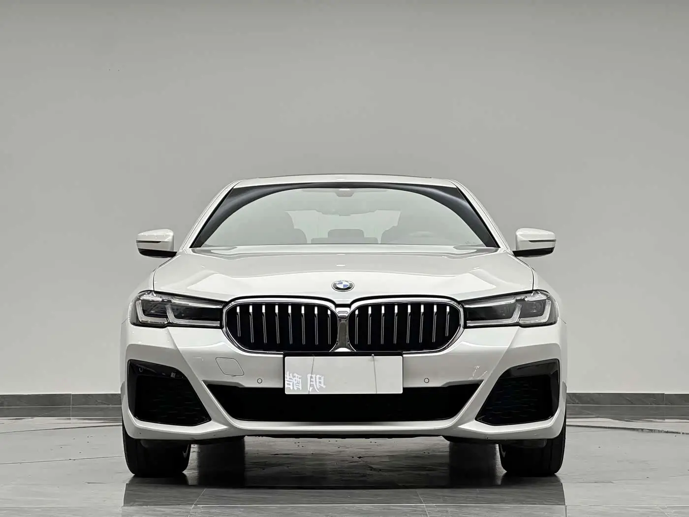 BMW 5 Series 2023 — Photo 3/20