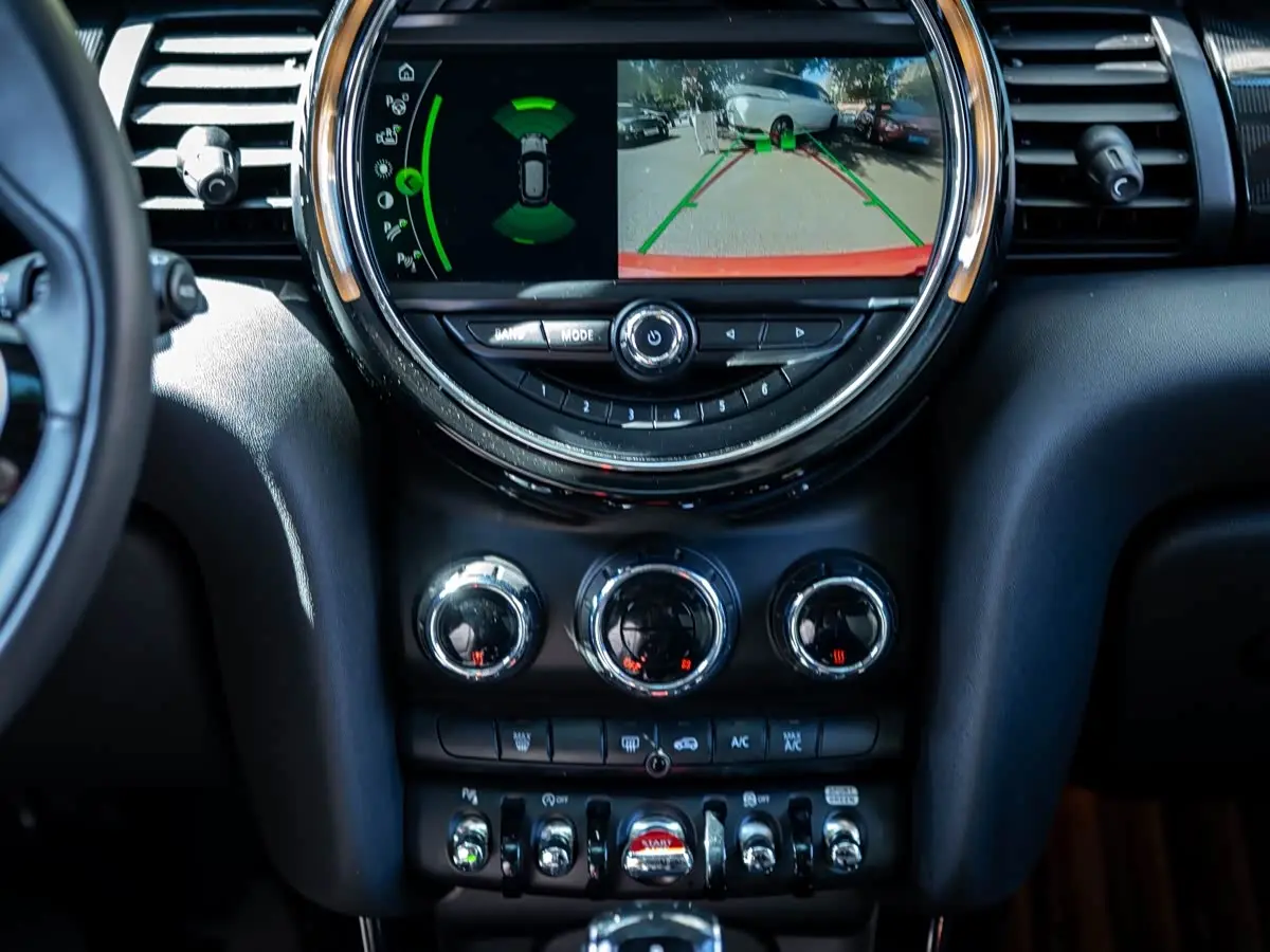MINI MINI 2019 — Photo 12/20